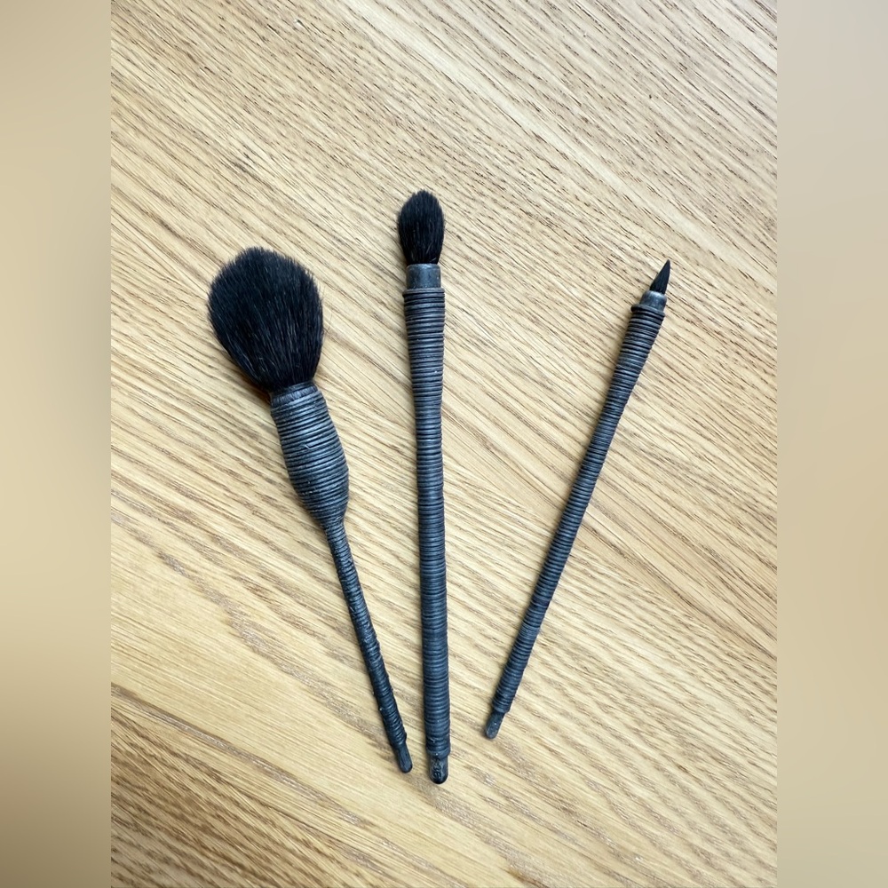 NARS makeup brushes